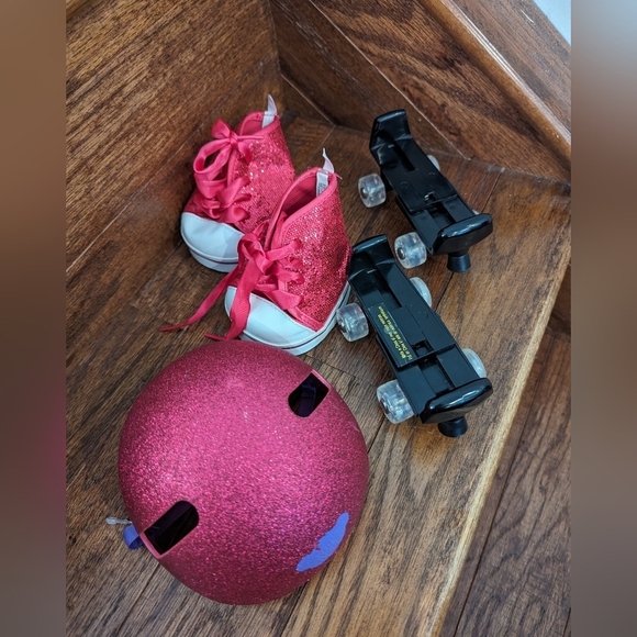 Build a Bear roller skates, shoes, and helmet - Picture 3 of 6